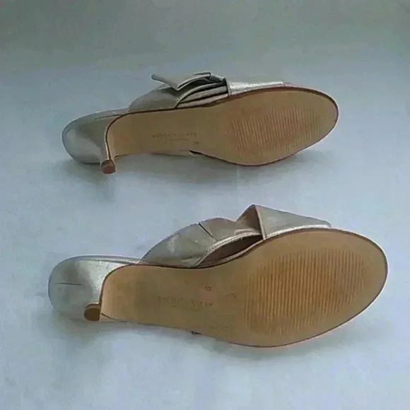 Patricia green gold slide sandal - Picture 4 of 8